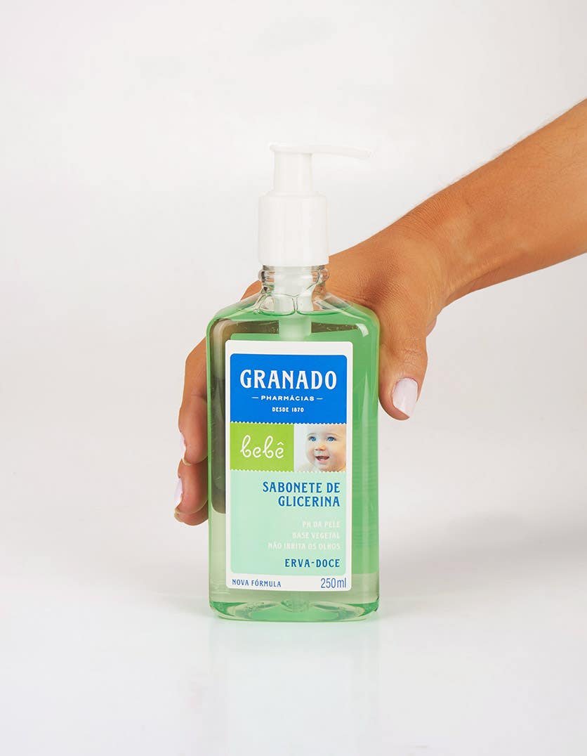 Sabonete Líquido de Glicerina Granado Bebê Erva-doce 250ml - Imagem 2